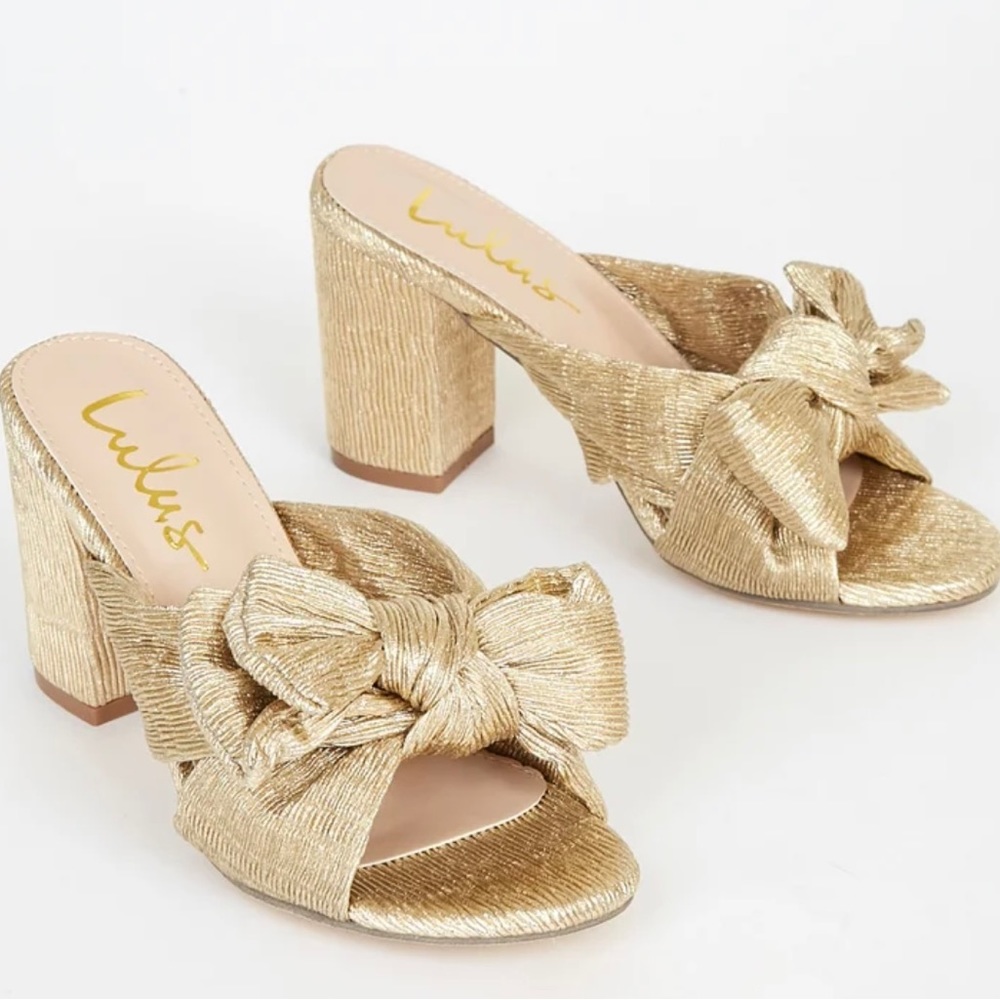 Gold bow heels